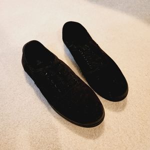 Black shoes by Wild Fable size women's 7